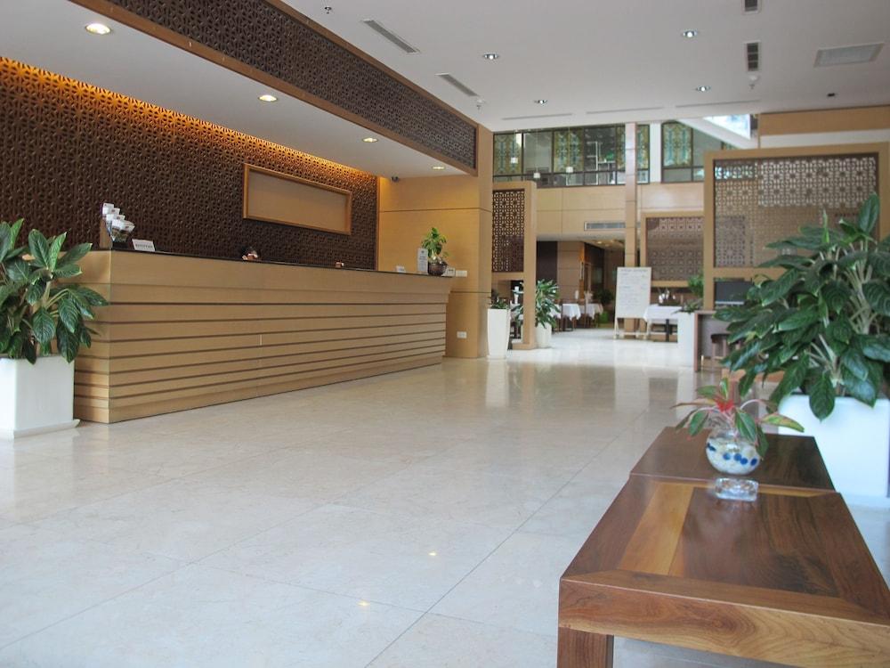 Nhi Phi Hotel Nha Trang Kültér fotó