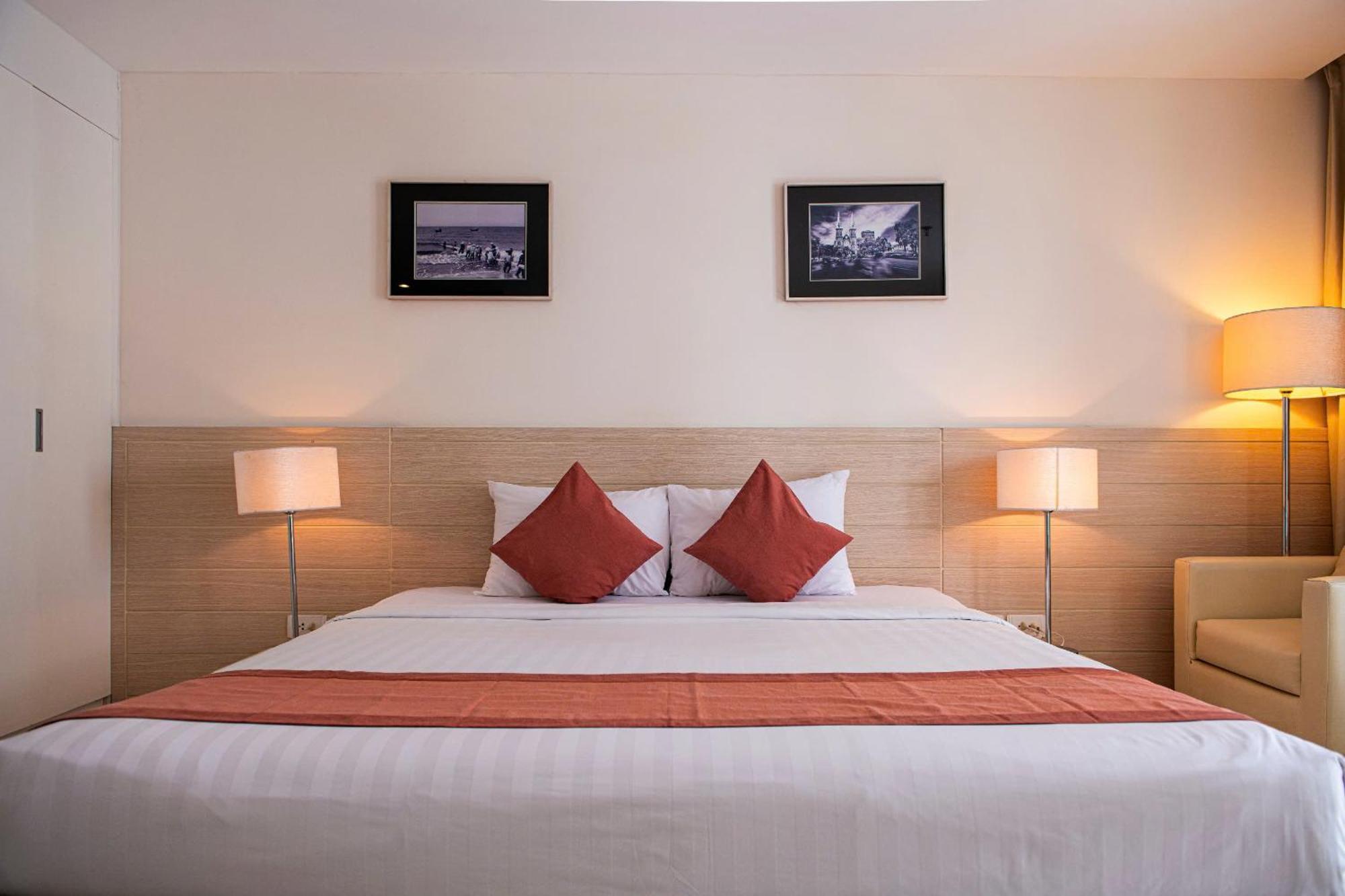 Nhi Phi Hotel Nha Trang Kültér fotó