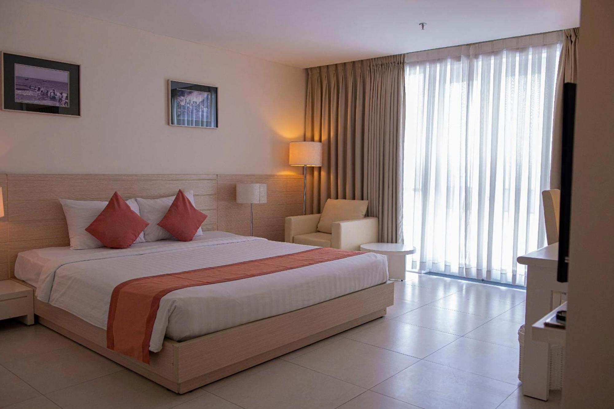 Nhi Phi Hotel Nha Trang Kültér fotó
