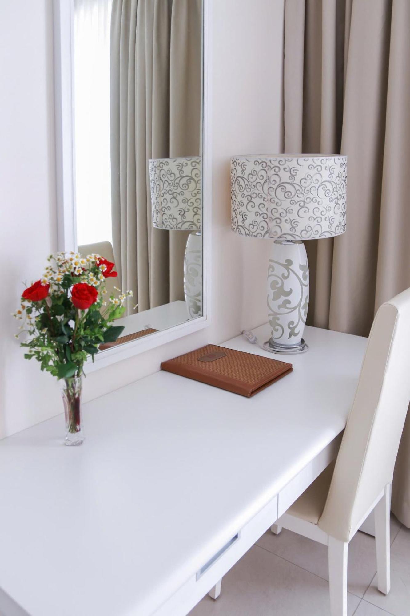 Nhi Phi Hotel Nha Trang Kültér fotó