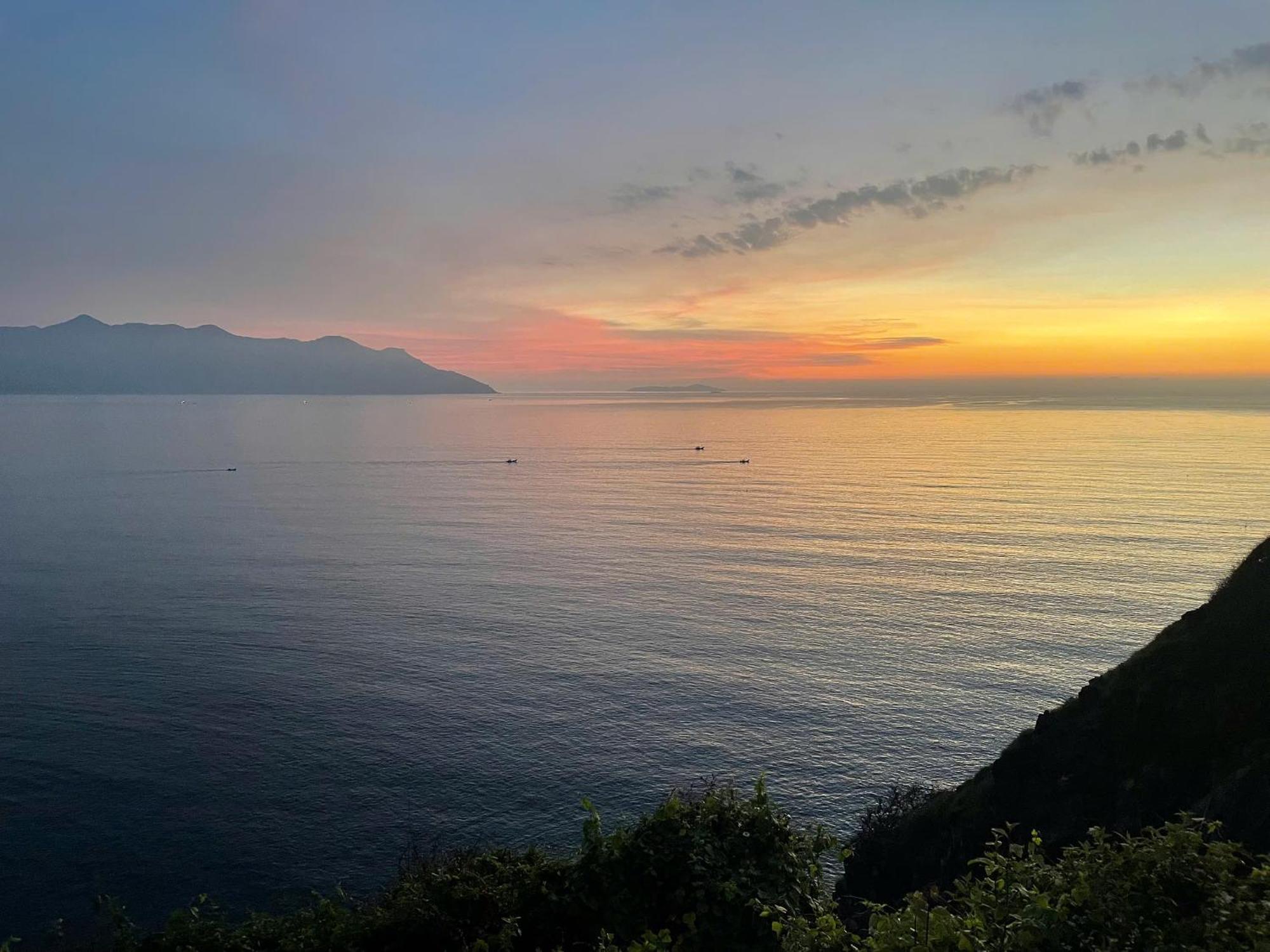 Nhi Phi Hotel Nha Trang Kültér fotó